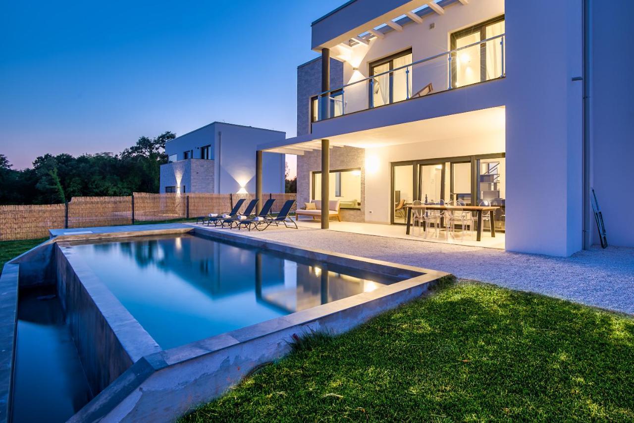 Villa Kalu 1 Krnica Exterior photo